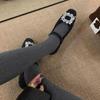 Zapatos Mary Jane Versátiles de Estilo Europeo Femenino Otoño e Invierno 2025 Nuevos Zapatos Diarios Elegantes de Punta Cuadrada con Pedrería Suela Suave Peludos