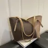 Bolsa Tote Color Block Grande Capacidade Estilo Coreano Nova Primavera, Bolsa de Mão Fashion para Passeio, Bolsa de Ombro Casual e Estilosa