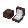 Caja de anillo de madera maciza iluminada, caja de joyería de madera portátil con luz, caja de almacenamiento de pendientes, caja de regalo de joyería de madera