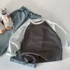 Camiseta Maibao para Meninos 2026 Outono Nova Estilo Coreano Infantil Estampa de Desenho Animado Raglan Manga Longa Top Roupa de Primavera para Meninos a