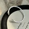 Prata Esterlina S925 Design de Nicho Estilo Coreano Retrô Folha Queimada Branca Pulseira Estilo Coreano Estilo Coreano Joia Simples para Orelha