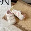 Zapatos de Skate para Niños 2026 Otoño Niños y Niñas Doble Velcro Deportivos Casuales Gato Lindo para Bebé Zapatos para Niños Pequeños Modernos