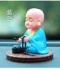 Monje Pequeño Peces de Madera Automáticos, Adornos Frescos Decorativos para Coche, Consola Central de Peces de Madera, Artículos de Moda Personalizados