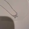 Collar de Mariposa para Mujer Diseño Simple Versátil Sentido del Diseño Cadena para Clavícula Suéter Lujo Ligero Nicho Otoño e Invierno