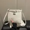 Bolsa Cuadrada Pequeña Estilo Retro Coreano al por Mayor para Mujer Nuevo Modelo 2026 Bolso de Hombro Simple Portátil Maduro Bolso Cruzado de Gama Alta