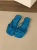 Pantuflas Chuyuji estilo francés brisa de verano para mujer, nuevas sandalias planas de dedo de verano 2026 con finas tiras plateadas