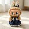 Muñeca de Felpa de Vinilo Labubu de 38 cm Ropa Verano Vibrante Primavera Juguetona Conjunto de Falda de Mezclilla a Cuadros