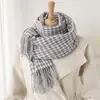 Bufanda Larga Nueva de Cuadros Atmósfera Otoñal e Invernal Cálida Chal para Mujer Versátil para Viajar Borla Bufanda de Imitación Cachemir