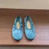 Zapatos de Salón de Terciopelo con Lazo Plegado Estilo Retro Francés para Mujer 2026 Otoño Invierno Nuevo Estilo Estilo de Noche Zapatos de Ballet Mocasines