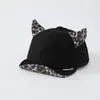 Gorro de bebé con estampado de leopardo, gorra cortavientos para exteriores de otoño para niños, gorra de ala suave para bebés y niños pequeños, gorro versátil de otoño e invierno para niños