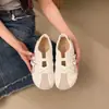 Aumento de Altura de 5cm Sola Grossa Vazada Versátil Sapatos de Treino Alemães Femininos Verão 2026 Novos Finos Leves Respiráveis Sapatos Casuais