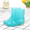 Sapatos e botas femininos estilosos e espessos com forro de fleece, sapatos de borracha para cozinha para adultos, galochas curtas impermeáveis e antiderrapantes