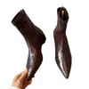 Botas elegantes para el trabajo que aumentan la altura 2026 nuevo otoño e invierno punta fina piel suave elegantes botines para mujer con cremallera trasera y tacón de cuña