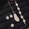 Material Caballo de Hielo Calcedonia Blanca Juego de Hojas Ágata Jade para Mujer Colgante Pulsera Anillo Juego de Cuatro Piezas Suministro en Vivo