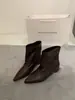 ¡Versión de piel de oveja! Botas altas de tacón de cuña vintage para personas menudas, botas altas que aumentan la altura, botas de caballero Maillard, botas western de punta