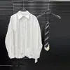 Camisa de Manga Larga Nueva para Principios de Otoño 2025 para Mujer, Diseño de Nicho, Holgada y Versátil, Camisa Ajustada