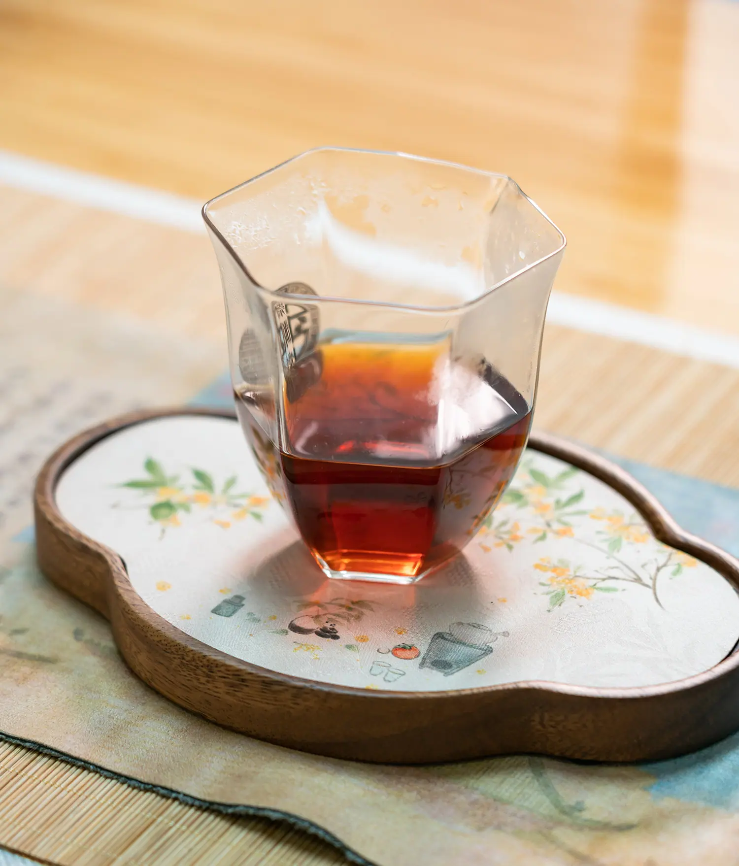 冰岛地界熟茶小圆饼 (24).jpg
