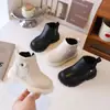 Botas de cuero para niños, nuevos modelos de primavera y otoño, botas lisas y clásicas de color sólido para niños pequeños, modernas botas estilo coreano Martin para niñas pequeñas