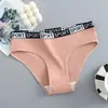 Nova Calcinha Feminina de Algodão com Renda Plus Size Cor Sólida Sexy Cintura Média Quadril Respirável Dupla Camada Calcinhas para Meninas