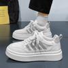 Sapatos masculinos de verão Novos sapatos brancos respiráveis na moda para todos os jogos Sapatilha de sola grossa Sapatos casuais Sapatos da moda para estudantes do sexo masculino