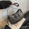 Bolso cuadrado pequeño informal, sencillo y de alta gama, bolso de hombro de moda informal, bolso de diseño retro francés para mujer.