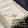Collar Coco Patrón Diamante para Mujer, Cadena Dinámica para Clavícula Coco Oro de 18K Bañado en Oro Grueso Estrella y Luna Luna de Hielo de Agua Estrella de Cinco Puntas, Luz de Lujo de Instagram
