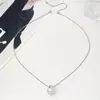 Moda Minimalista Transfronteriza Europea y Americana Estilo Punk Cool Collar de Gota de Agua para Mujer Nuevo Modelo 2026 Lujo Ligero Colgante de Nicho