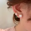 Pendientes de Plata de Ley S925 Estilo Coreano Simples de Nicho Elegantes Personalizados para Mujer Nuevos Pendientes de Gama Alta Pendientes de Perla Venta al por Mayor