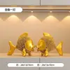 Adornos Modernos de Resina de Lujo Ligero Decoraciones para Gabinete de Vino Sala de Estar Oficina Muebles para Mueble de TV Hogar Traje de Gama Alta Productos