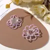 Aretes DIY huecos con flores, perlas esmeriladas de dos tonos y estilo forestal, dijes para zapatos, broches, accesorios para el cabello y accesorios para ropa y sombreros