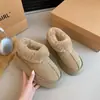 Botas de Neve com Pelo Integrado para Mulheres, Novo Modelo Inverno 2026, Botas de Algodão Antiderrapantes Nordestinas, Forradas com Lã, Espessadas, Sapatos de Algodão Quentes