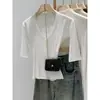 Camiseta de Verano Nueva de Gama Alta con Cuello en V y Mangas a Media Longitud 2026 Roja Ajustada Top de Cinco Cuartos para Mujer