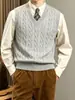 Colete Tricot Gola V Masculino Estilo Britânico Retrô Outono Inverno Cor Sólida Jovem Roupa de Baixo Cardigã de Tricô Sem Mangas