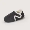 Pantuflas de algodón de felpa para el hogar, de temporada otoño e invierno, para hombre y mujer, de punta cerrada, antideslizantes, suela gruesa, de felpa, cálidas para interior, de algodón para maternidad, para comercio exterior