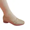 Zapatos cómodos tipo mamá de suela blanda y cuero suave, zapatos planos populares de suela blanda para mujer, nuevos zapatos de cuero versátiles de corte bajo y ligeros para mujer 2026