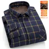 Popular Camisa Masculina Quente de Inverno com Veludo Engrossado de Manga Longa Xadrez Roupa Casual para Pais de Meia-Idade e Idosos