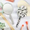 Espejo de mano con textura de onda de agua irregular, espejo de maquillaje con mango texturizado tipo nube de lujo ligero, stock de fábrica disponible para personalización