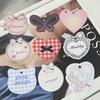 Tarjeta Pequeña con Forma Especial, Lazo de Corazón Hecho a Medida, Liga para el Cabello Hecha a Mano, Etiqueta de Precio, Empaque Cultural y Creativo, Tarjeta Etiqueta para Pijama