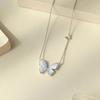 Isla Azul Mariposa ~ Mariposa de Cristal Azul Curativo Degradado Collar de Nicho de Lujo Ligero Set de Estilo de Alta Gama Pendientes