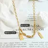 Collar con colgante cuadrado geométrico inglés estilo europeo y americano, diseño de nicho para mujer, cadena de acero de titanio con resorte P824