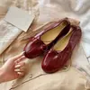 Otoño 2026 Zapatos Planos Mary Jane de Piel de Vaca Encerada y Aceitada Ultra-Suaves con Lazo de Puntada Media Tipo Huevo para Mujer