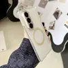 Adecuado para funda de teléfono Samsung Z Fold 7, magnético transparente, nuevo, ultrafino, simple, elegante, cubierta protectora de bisagra de un solo lado