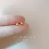 Pendientes Pequeños de Flor de Perla de Principios de Primavera para Mujer, Plata Pura, Mini, Sencillos, Versátiles, Pendientes Elegantes, Nuevos Accesorios de Oreja de Moda 2026