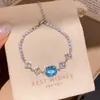 Pulsera de Brazalete con Colgante Ovalado de Circonita Super Brillante Lujo Ligero Moda de Gama Alta Anillo de Mano Simple Versátil Exquisitos Accesorios de Joyería para Mano