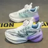 2026 Novos Sapatos de Verão para Meninos Sapatos Esportivos Infantis Alunos do Ensino Fundamental Leves Profissionais Placa de Carbono Sapatos de Corrida Coelho Vermelho