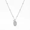 Nuevo Collar de Acero Inoxidable Estilo Europeo y Americano que No se Desvanece, Cadena para Clavícula con Colgante de Zapatos de Tacón Alto con Lazo de Moda para Mujer