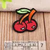 Atacado Transfronteiriço de Patches Bordados, Patches Bordados à Máquina, Patches de Frutas e Vegetais Morango, Patches para Decoração de Roupas, Patches de Aplicação
