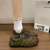 Zapatillas de entrenamiento alemanas con estampado de leopardo retro, estilo mujer, nueva colección otoño 2026, zapatillas deportivas casual versátiles de suela blanda