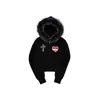 Sudadera con Cremallera Corta y Cuello de Piel Estilo Y2K Millennial Hot Girl con Aplicaciones de Cruz y Corazón con Pedrería