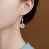 Nuevos Pendientes Ruyi Auspiciosos de Estilo Antiguo de Estilo Chino para Mujer, Pendientes de Moneda de Cobre de Jade Blanco Nube Dorada, Pendientes Clásicos de Hebilla de Seguridad